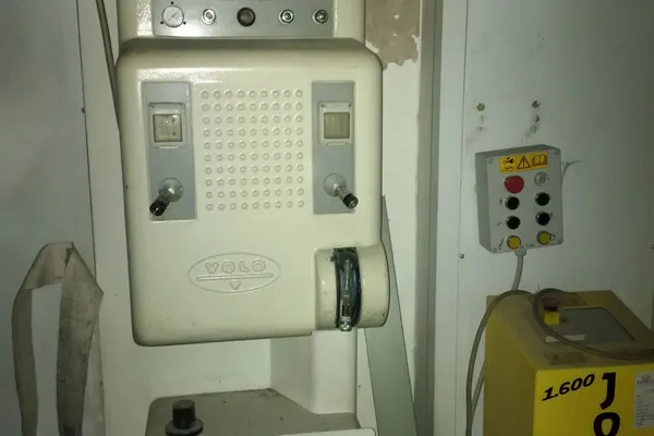 Výkoný vysavač VOLO inverter energetické hnízdo